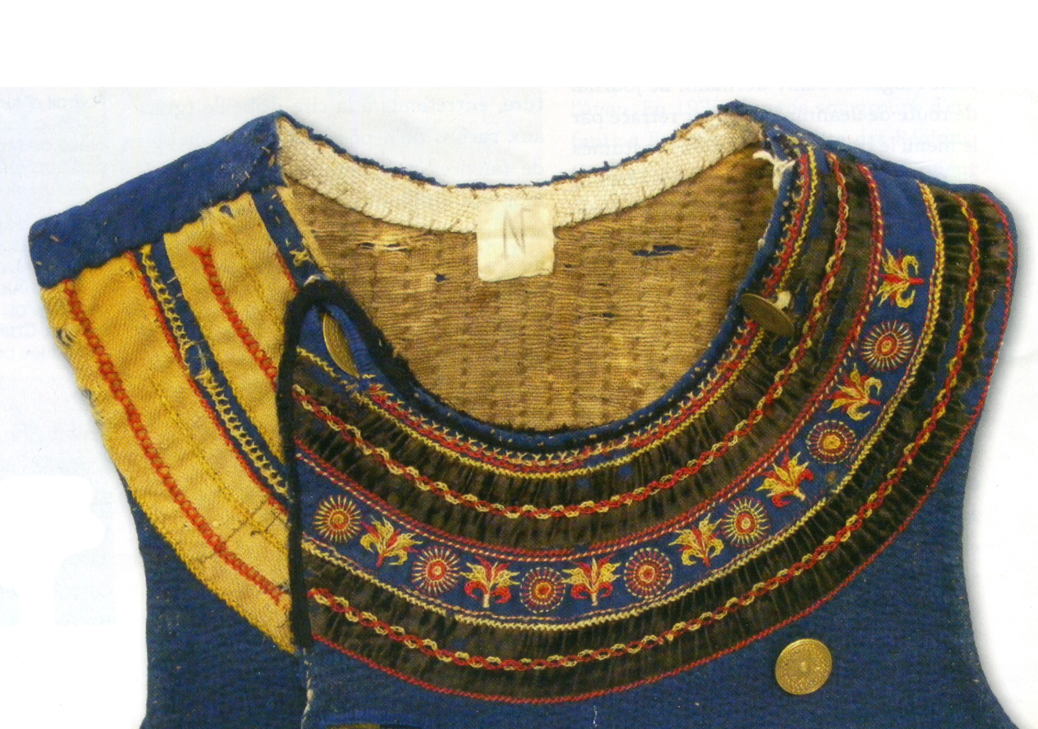 Costume bigouden conservé par Tonton Lann