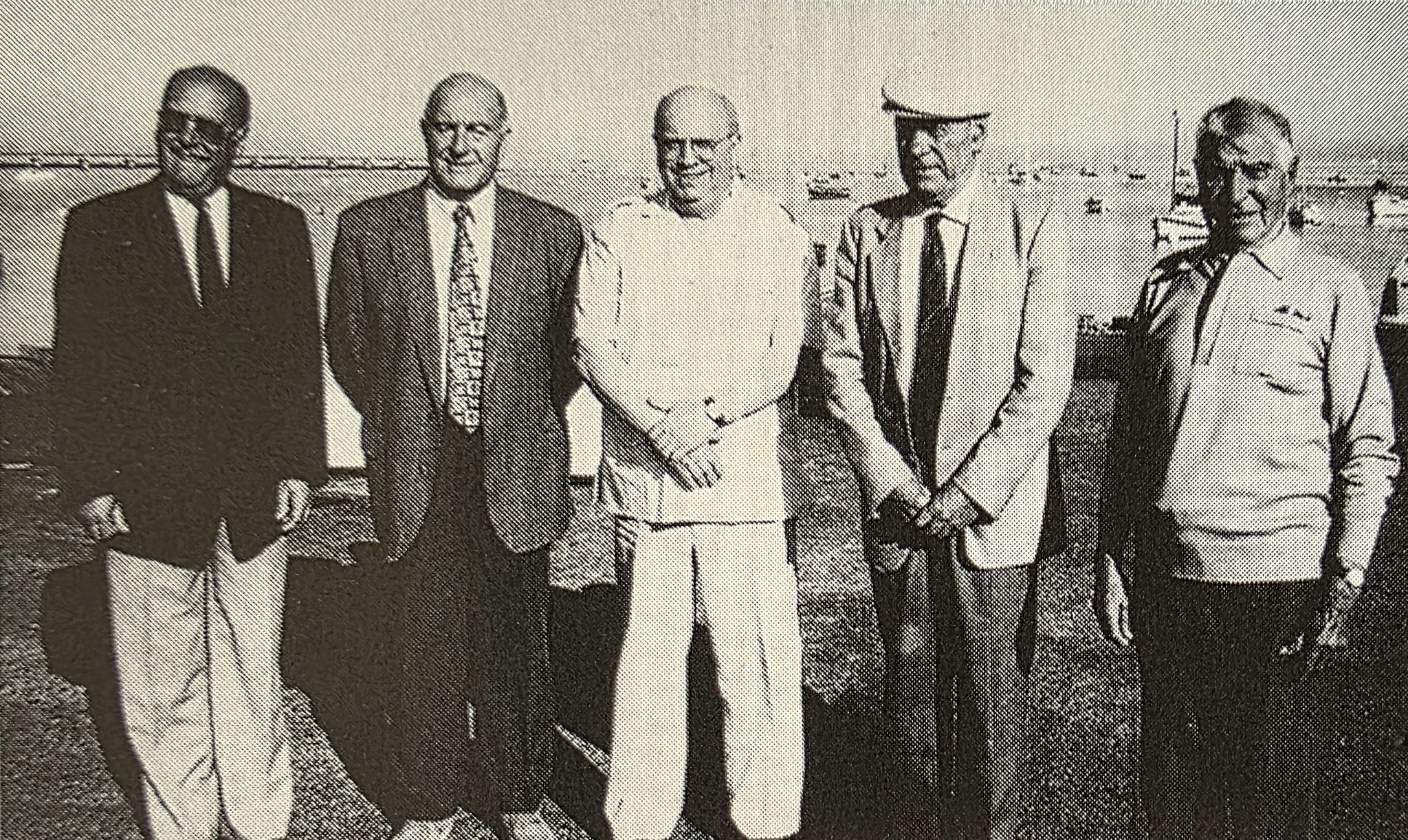 16 juin 1996 à Kérity. Cinq ançiens maires de Penmarc'h